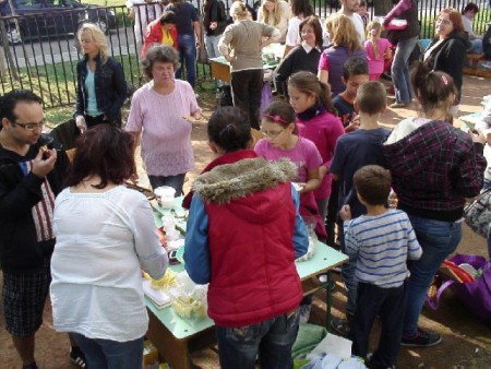 Készülnek a finomságok